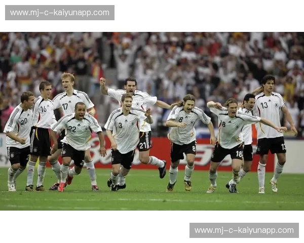 欧洲杯淘汰赛对阵：决战时刻，谁能笑到最后？